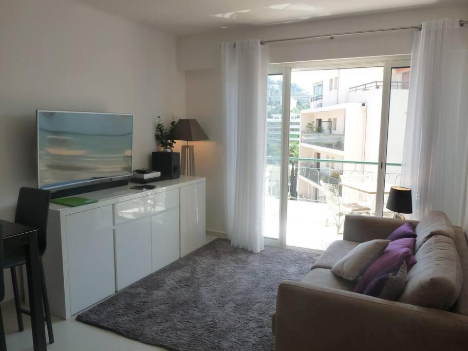 Two Bedroom Next To The Croisette In A Short Walk To The Palais Des Festivals - 1961 *