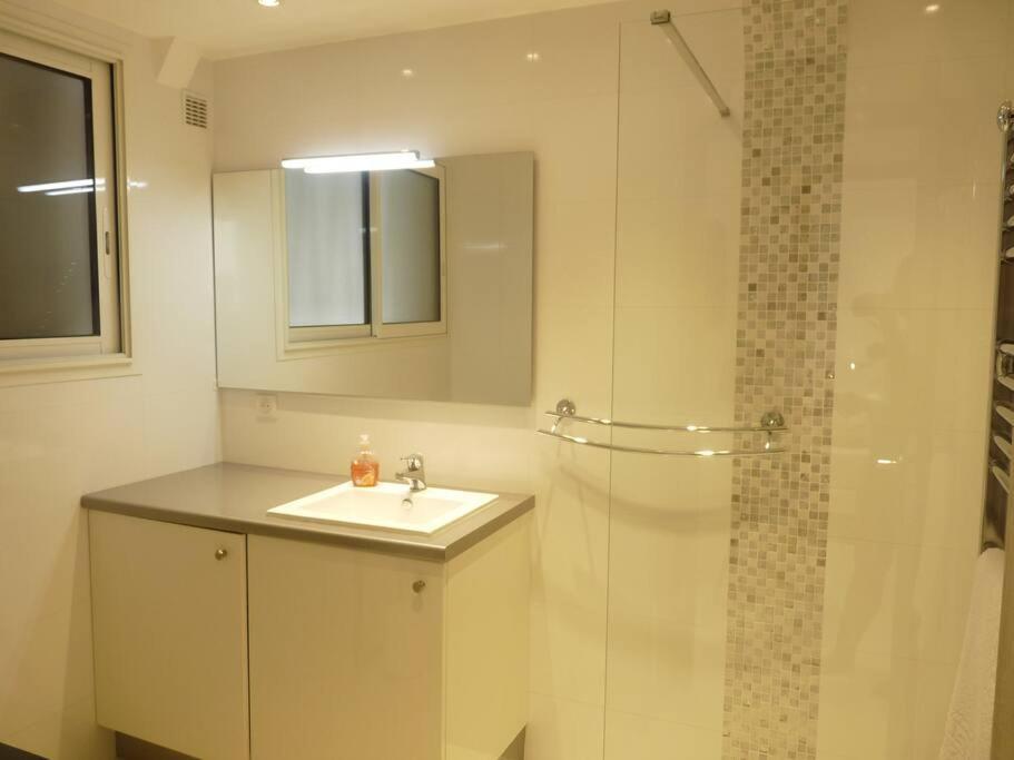 Two Bedroom Next To The Croisette In A Short Walk To The Palais Des Festivals - 1961 * Cannes