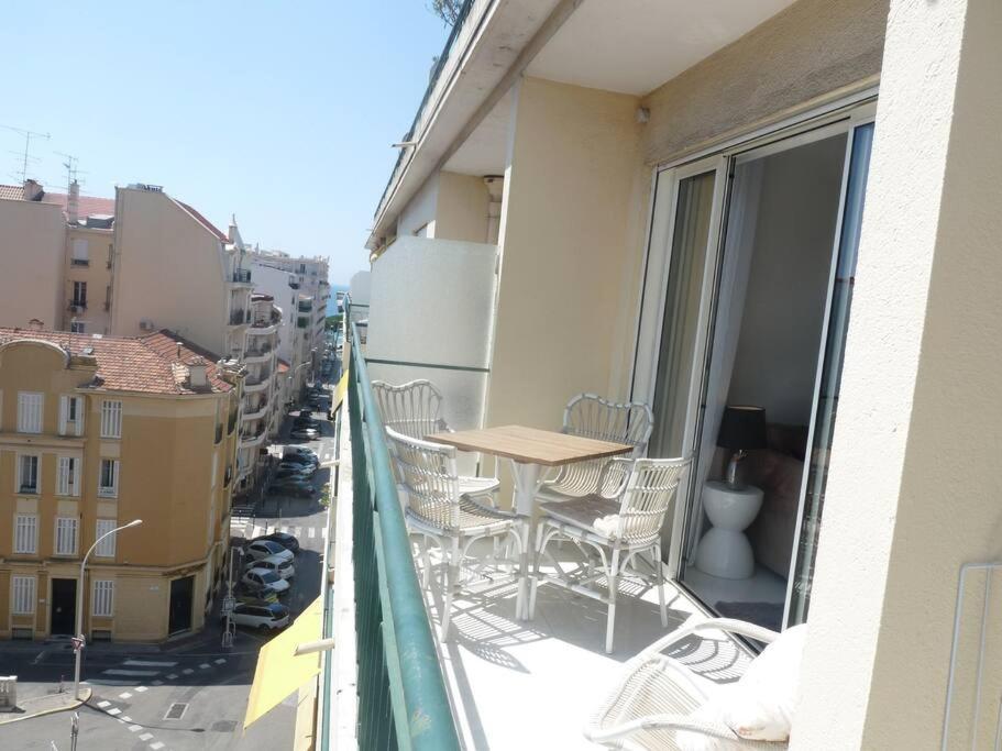 Two Bedroom Next To The Croisette In A Short Walk To The Palais Des Festivals - 1961 Appartement Cannes