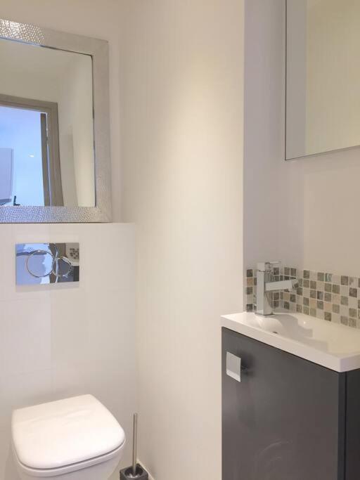 Two Bedroom Next To The Croisette In A Short Walk To The Palais Des Festivals - 1961